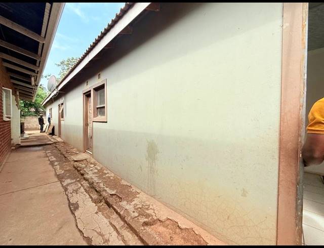 8 BEDROOM HOUSE FOR SALE IN VANDERBIJLPARK CE 2